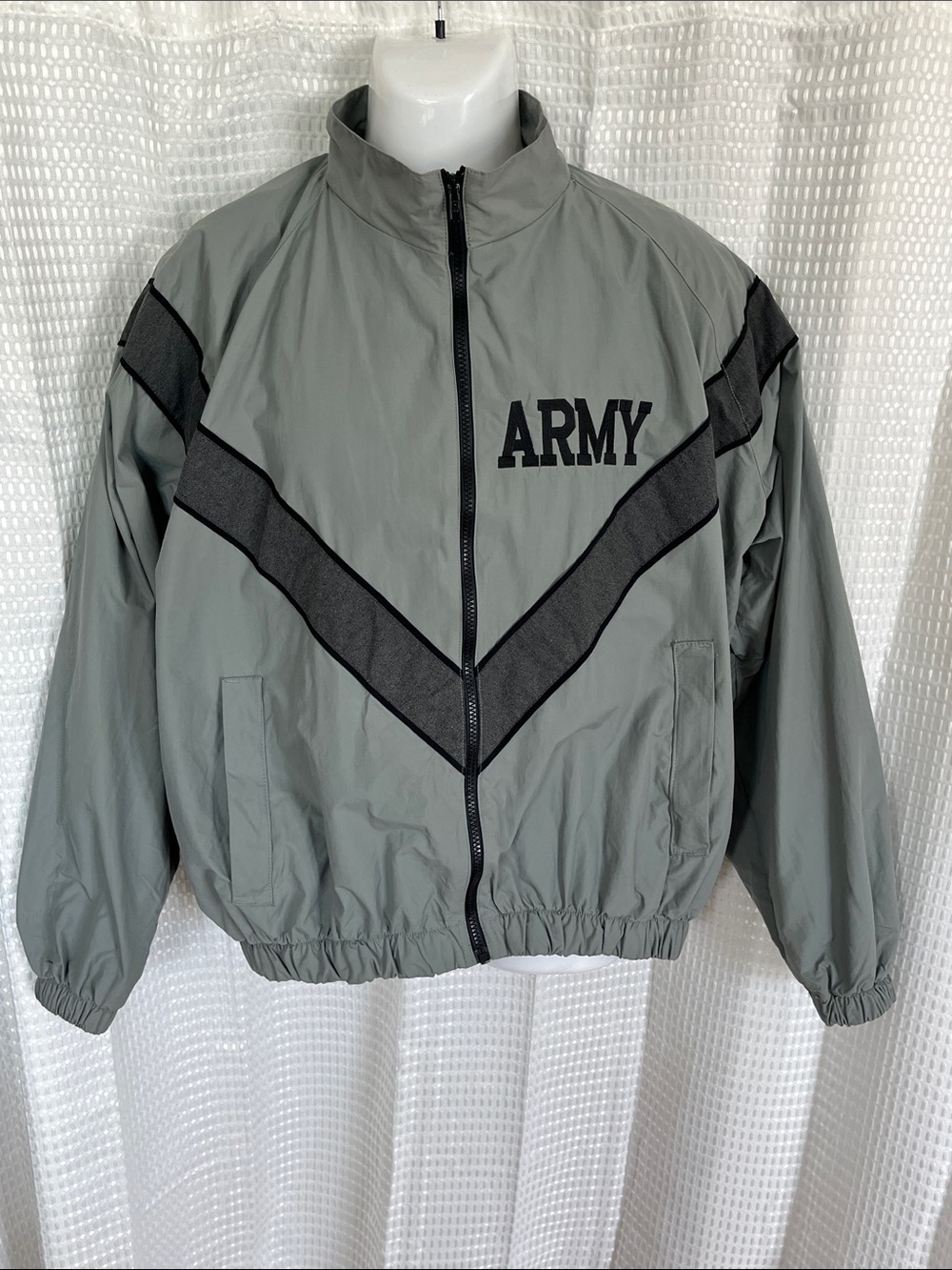 US Army IPFU Reflective Track Jacket Gray Black Military Windbreaker M
